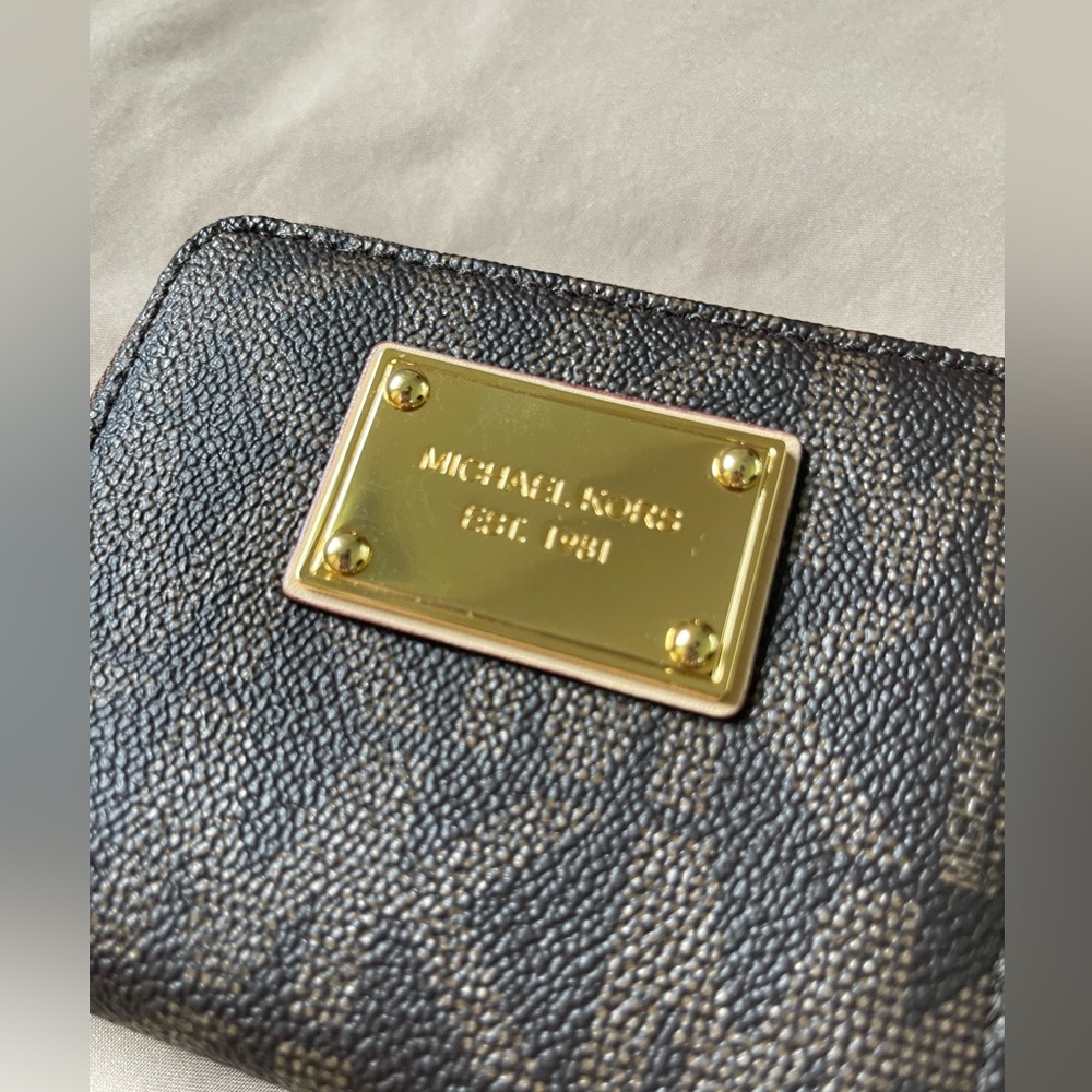 MICHAEL Michael Kors Brown Logo Zip Wallet - Picture 4 of 4